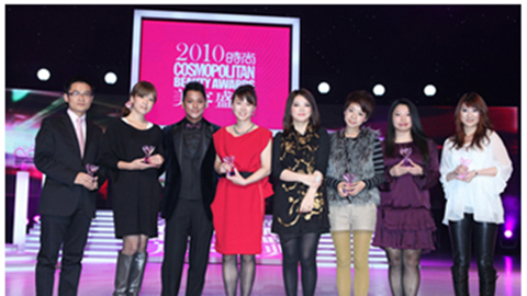 J9集团国际站水漾肌密早晚水闪耀美容盛典